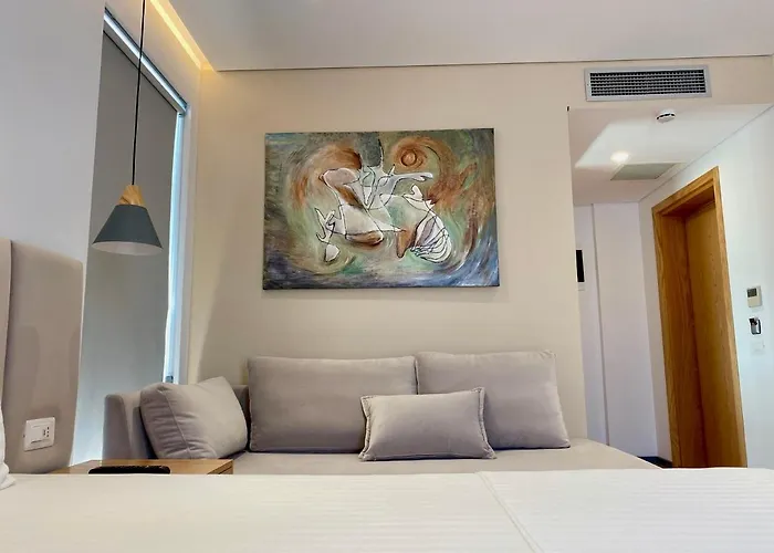 Noi Hotel