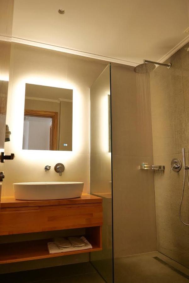 Hotel Noi *